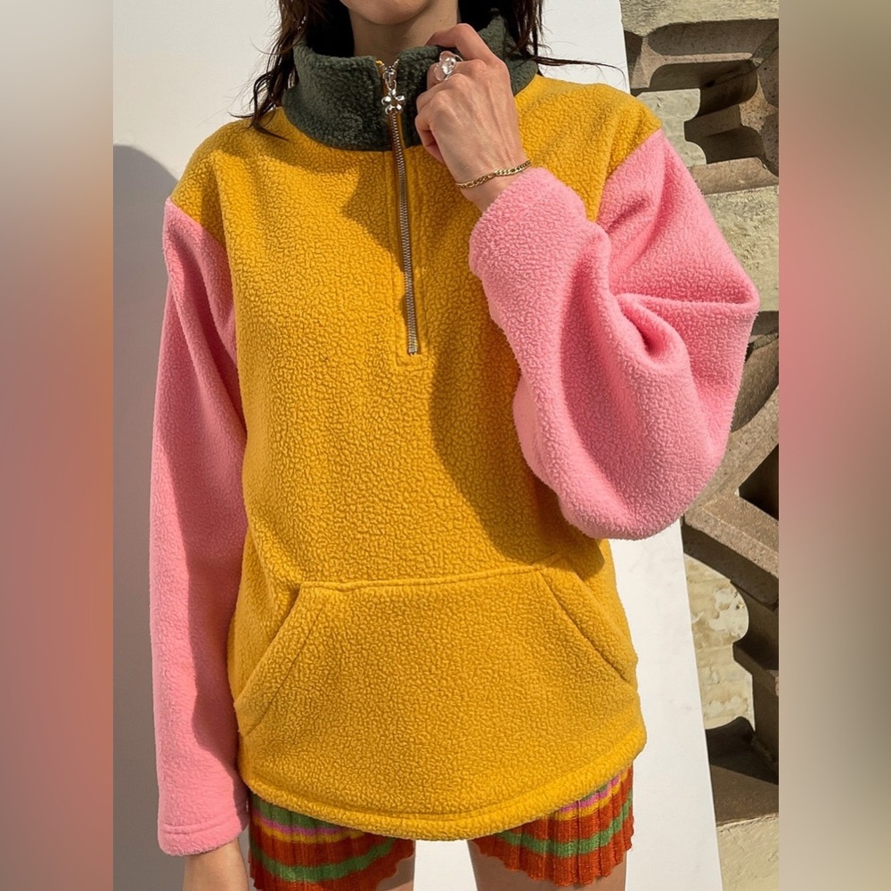 Lisa says gah evelynn pullover NWT